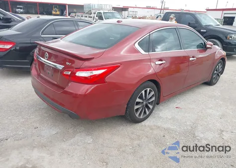 2017 Nissan Altima 2.5 Sv z USA, uszkodzony, nr VIN 1N4AL3AP2HC128054